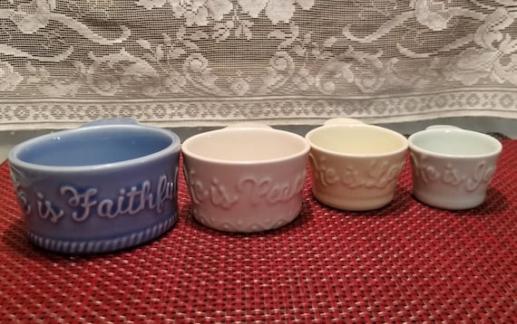 Vintage Ceramic Measuring Cups by Mary & Martha 