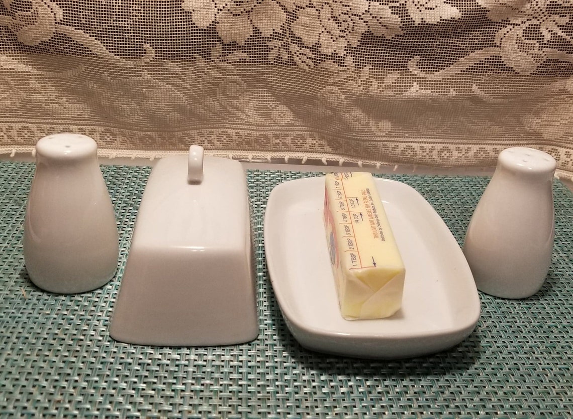 White Butter Dish With Circle Knob by Simple Dining With Etsy