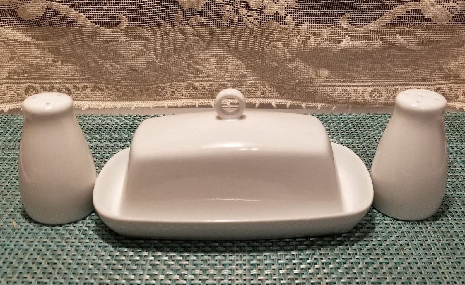 White Butter Dish With Circle Knob by Simple Dining With Etsy