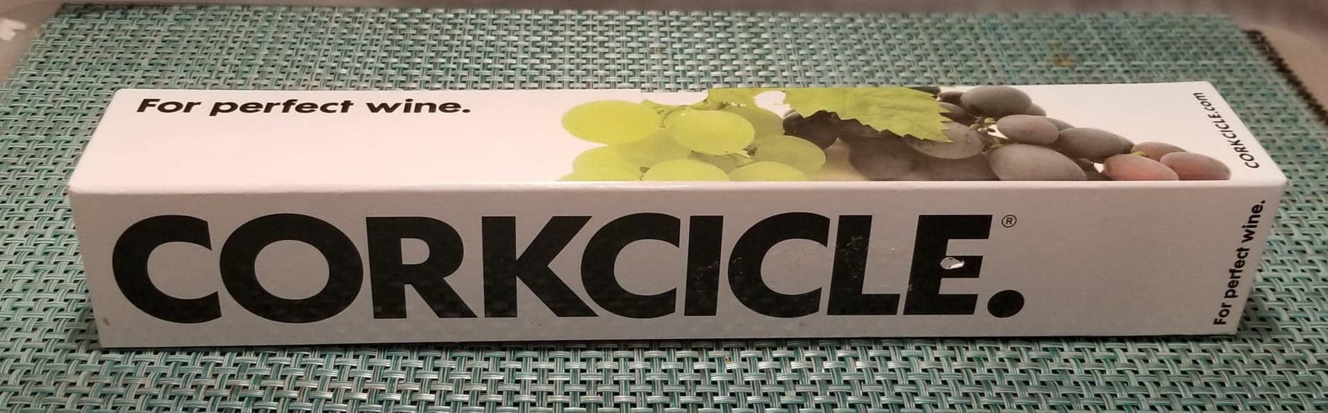 Corkcicle Wine Chiller / CORKCICLE Wine Chiller for Perfect Wine