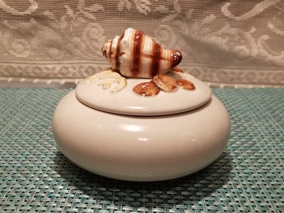 Seashell Trinket Box -Lidded, Ceramic, Coral and … - image 3