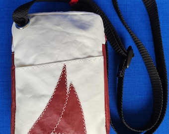 Canvas bag "Mien Lüttje" made of white and dark red sail with sail application - customizable