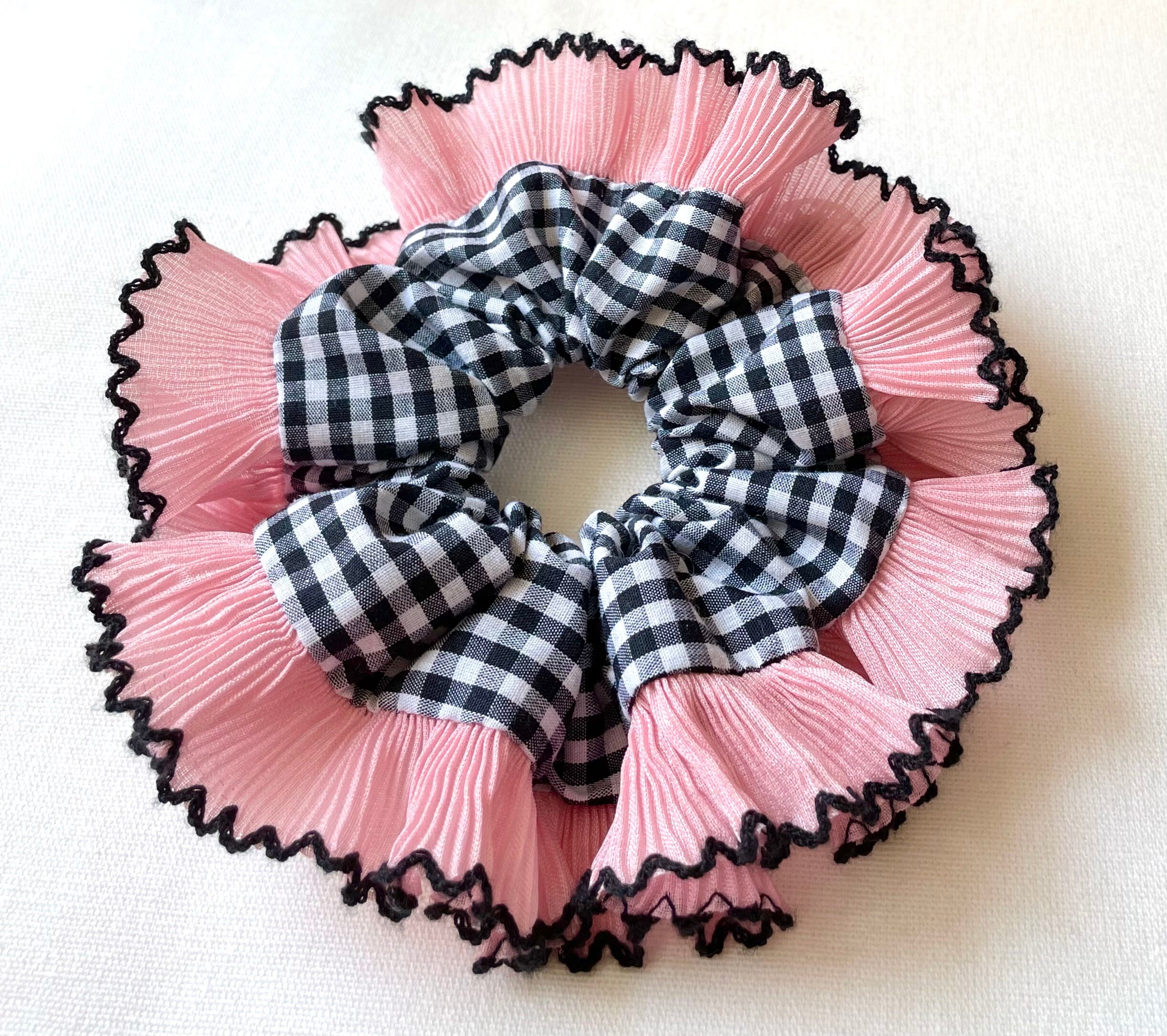 Pink, Black, and White Lace Hair Scrunchies S4f4a352fb72e4fc38c5476fa7c463  main image 4