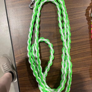 Dog leash