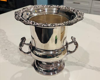 Magnifique baroque F.B. Refroidisseur à vin à champagne plaqué argent Rogers 10 po. menthe