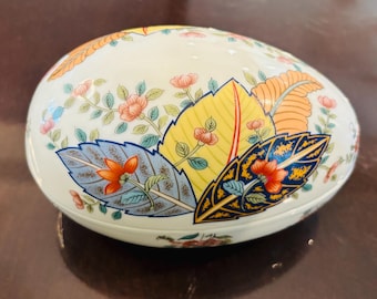 Tobacco Leaf by Mann Ceramic Egg Trinket Lidded Box 6x3.5”