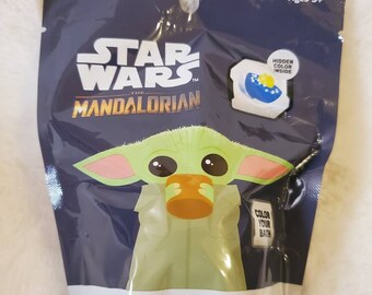 Baby Yoda Bath Bomb : Yoda Bath Bomb Etsy / 4 oz baby yoda bath bomb scented in.