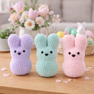 Schema facile per realizzare un coniglietto pasquale all'uncinetto, amigurumi (download PDF)