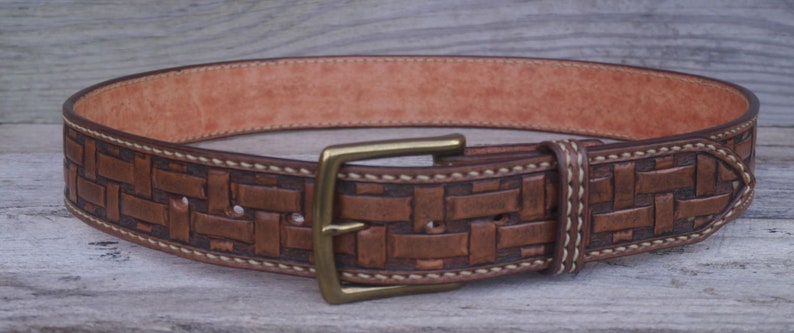 Hand saddle stitched and tooled leather belt Lattice image 3