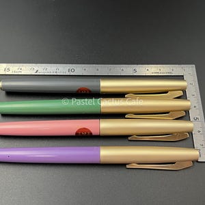 Pilot F "2A" EF penpunt vulpen jaren 1970 vintage NOS zeldzame pastelkleur voor verzamelaars afbeelding 9