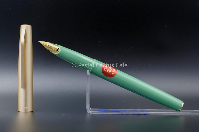 Pilot F "2A" EF penpunt vulpen jaren 1970 vintage NOS zeldzame pastelkleur voor verzamelaars Green
