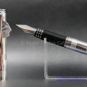 Caneta-tinteiro Pilot F &quot;Silver Bell&quot; F Nib Vintage dos anos 1980 NOS Rara Colecionável