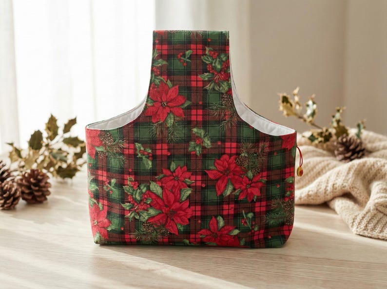 Zippered Knitting Project Bag: Red Star Quilted Print, Yarn Crochet Storage, Gift for Knitter image 8
