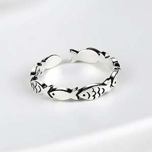 Gift for Her S925 Silver Fish Ring, Small Fish Adjustable Ring, Swimming Fish Band Ring for Her