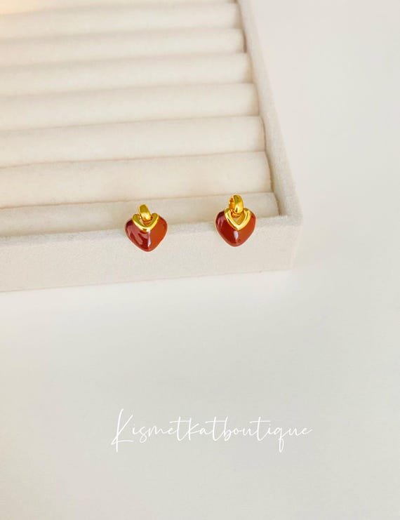 赤いハートのスタッドピアス | 小さなラブハートピアス | クリスマス 