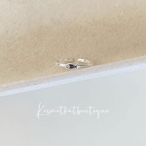 Mini Fish Adjustable Ring - Cute Thin Ring Band, Fish Open Ring, Minimalist Silver Sea Fish Ring Gift, Swimming Fish Ring