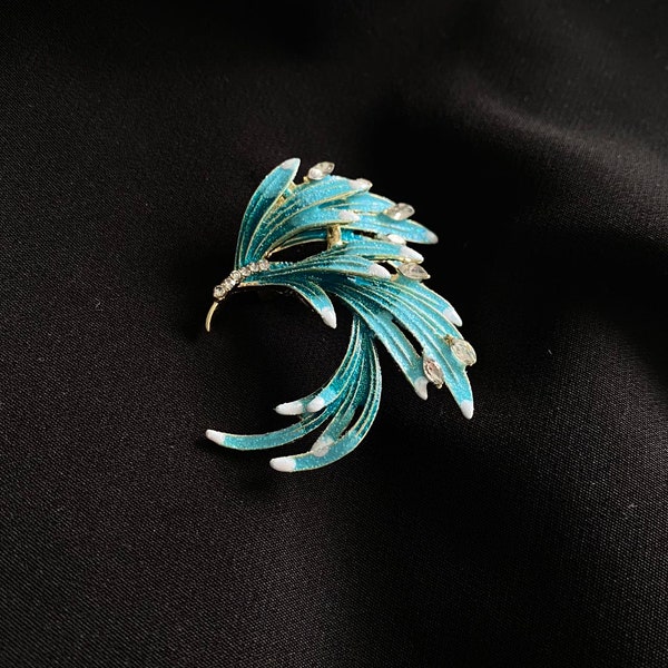 Stunning Blue Phoenix Tail Design Brooch - A Symbol of Rebirth and Renewal