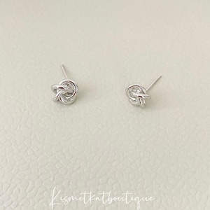 Delicate Twisted Knot Stud Earrings in Silver or Gold, Hollow 3D Knotted Studs, Minimalist Love Knot Stud Earrings, Gift for Her
