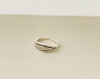 Vintage Distressed Fish Ring, Retro Animal Ring, Unisex Ring, Man Ring Woman Ring, Adjustable Fish Ring, Statement Ring