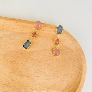 Asymmetrical Gemstone Dangle Earrings with Unique Color