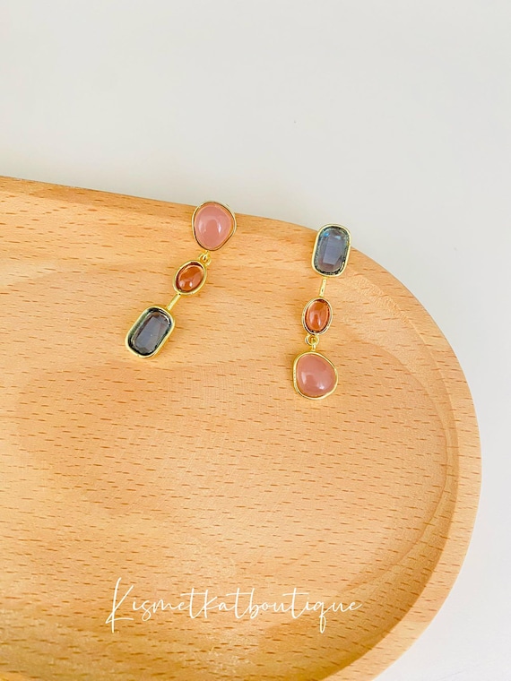 Asymmetrical Gemstone Dangle Earrings with Unique Color
