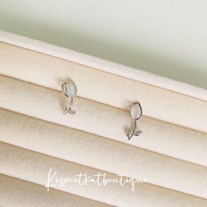 Dainty Sterling Silver Tulip Flower Stud Earrings, Minimalist Floral Earrings, Tulip Jewellery in Silver