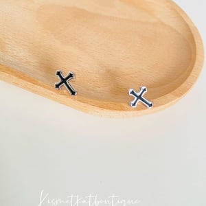 Unisex Black Cross Stud Earrings, Goth Earrings, Mens Punk Earrings, Cross Earrings Gift for Women, Christian Gift, Cross Studs Gift
