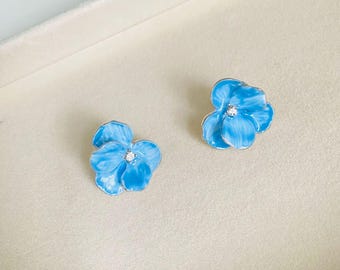 Brincos de flor azul vintage: brincos florais aquáticos, brincos marcantes