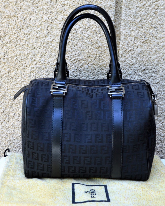 Authentic FENDI Bauletto - Bauletto Fendi Black Fa
