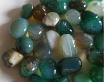 tumbled green agate XSmall-Small-Medium-50 gr chakra crystal therapy mineral collection pendant jewel pendant