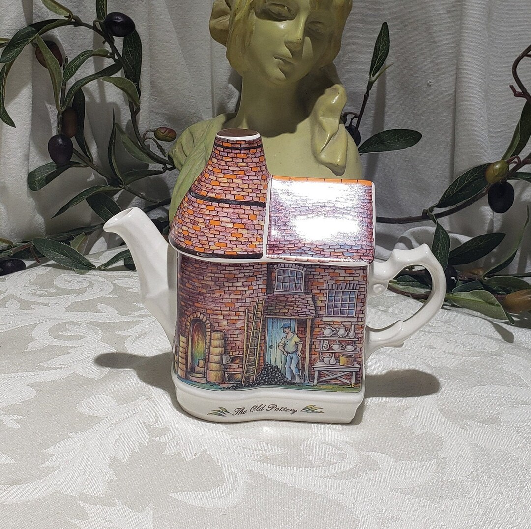 Vintage James Sadler the Old Pottery Teapot Made in England Old Pottery
