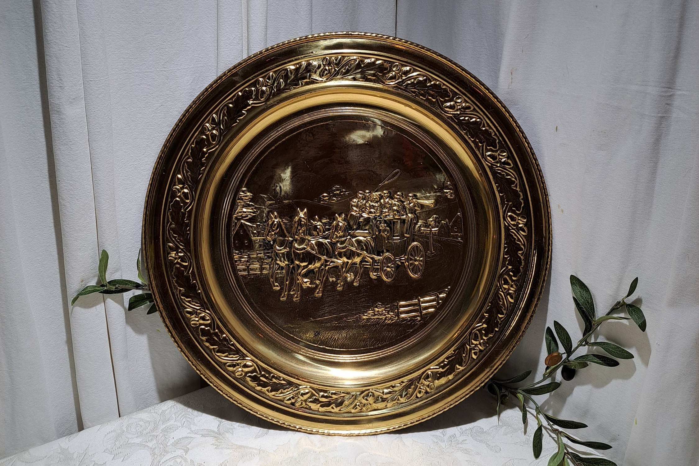 Vintage Lombard Made in England Brass Embossed/repousse Stagecoach