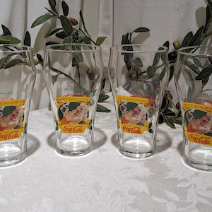 Vintage Set of 4 Large 20oz Happy Holidays Santa Clause Enjoy Coca Christmas 1997 Glasses - Coca Cola Collectible Christmas Glasses
