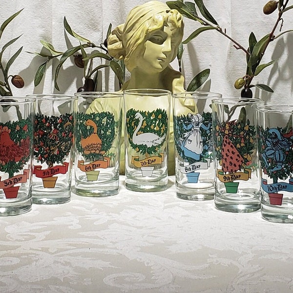 Vintage 1 Replacement Glass For The 12 Days of Christmas Drinking Glasses- Partridge in a Pear Tree