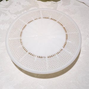 Vintage Anchor Hocking Milk Glass With Gold Details Pedestal Cake/Pie/Cheesecake/Desserts Stand - Vintage Kitchen
