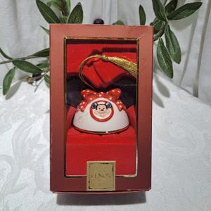 値下げ中　LENOX Mickey Mouse Club 50周年　陶器 Amazon.com: Lenox Mickey's Happy Birthday To You- July