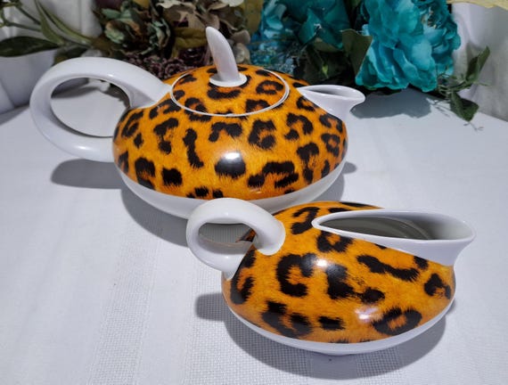 Rare Hard to Find Vintage Leander 1946 RGK China De Boheme