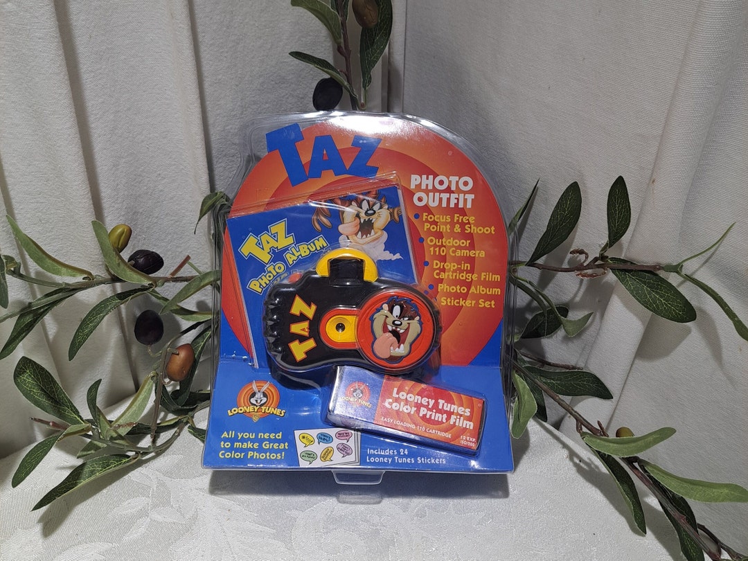 New in Original Box Vintage 1998 Collectible Warner Brothers
