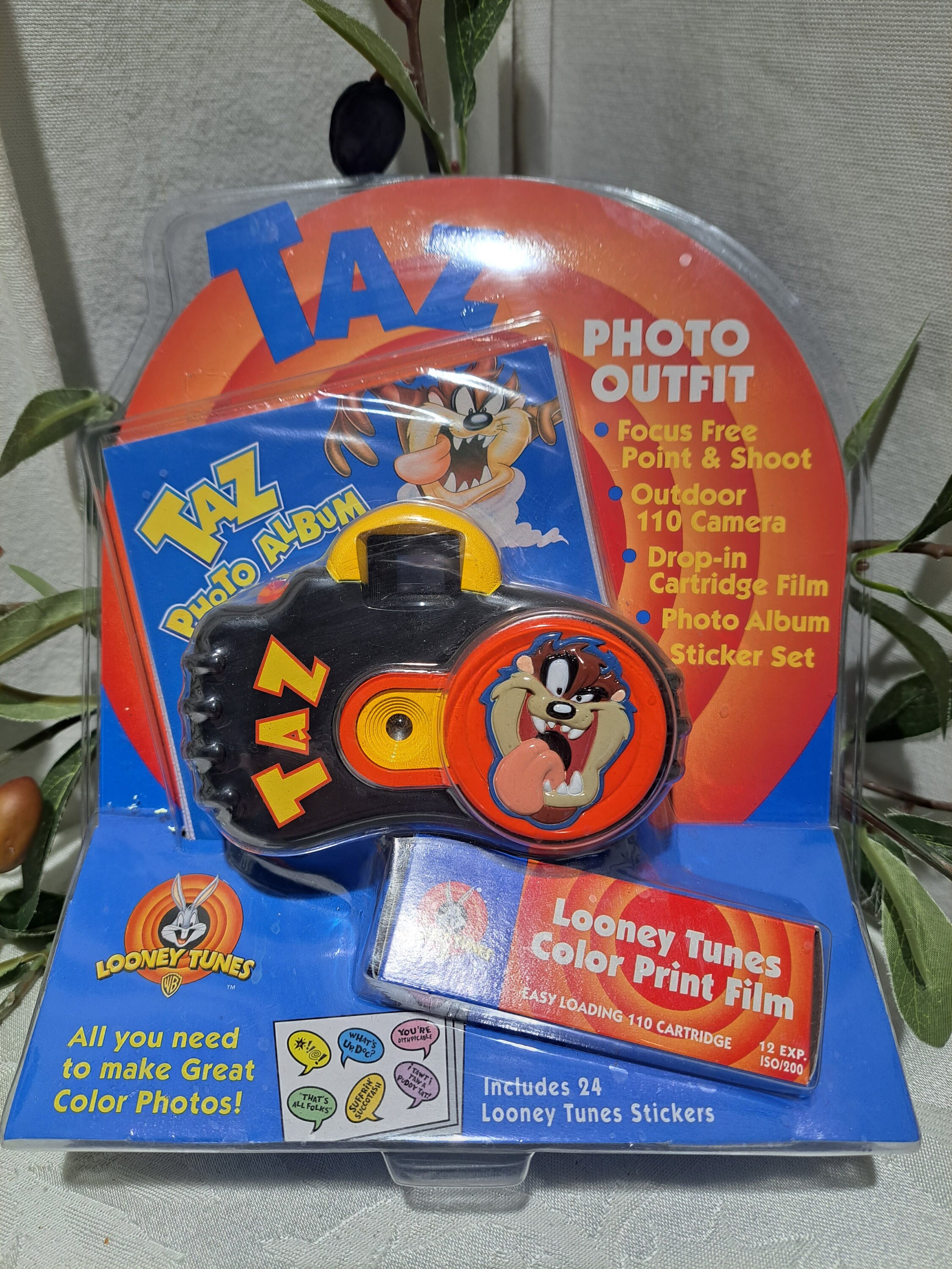 New in Original Box Vintage 1998 Collectible Warner Brothers