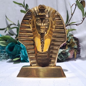 Vintage Solid Brass Pharaoh Burial Mask Sculpture/Figurine/Statue Made In India - Vintage Egyptian Decor - Pharaoh King Of Egypt Brass Bust