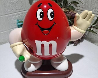 Rare Vintage 1999 the Yellow Peanut M&M on La-z-boy Black