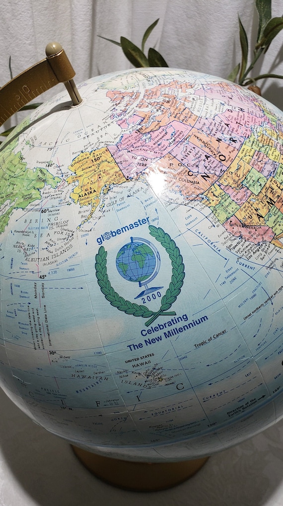 Vintage 2000 Celebrating the New Millennium Globemaster 12