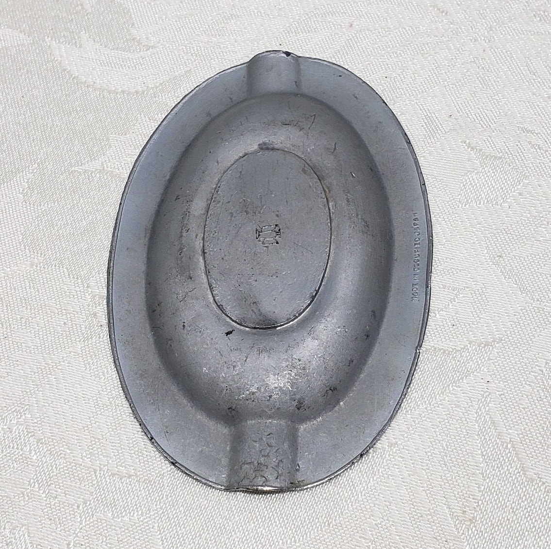 Schöne Vintage Mid Century Oval Chrom Metall Aschenbecher made in