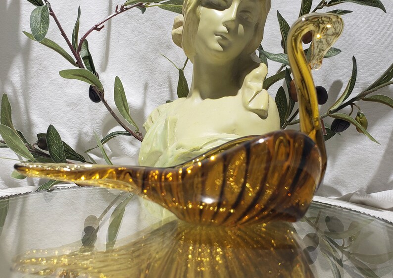 Beautiful Retro Vintage Hand Blown Amber Glass Swan KeysJewelryTrinketCandy Dish