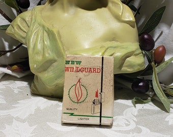 Vintage in Original Box WindGuard Quality Lighter -Company Logo Advertisement Lighter