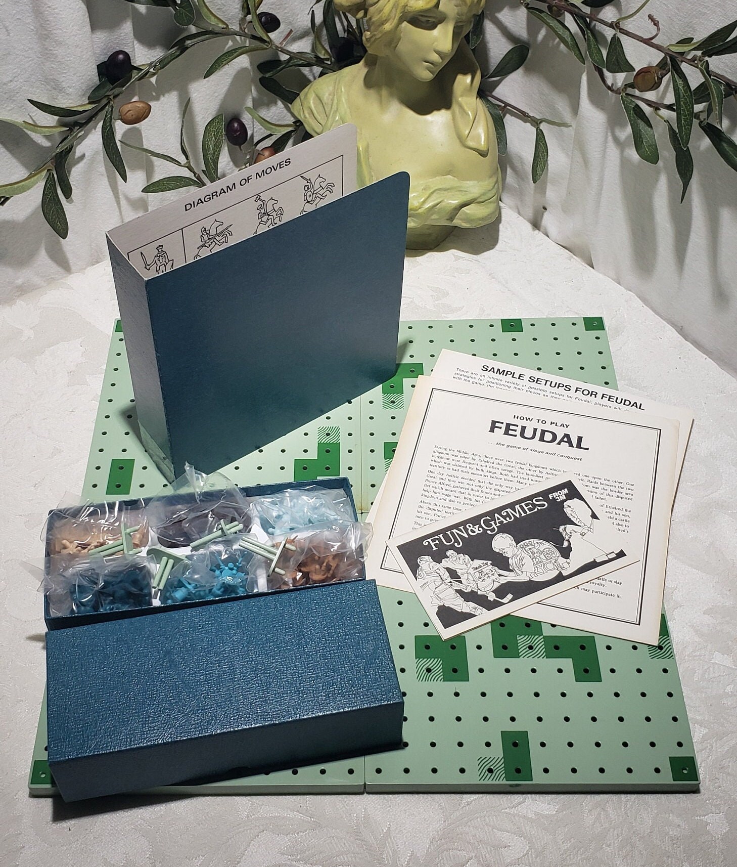 Vintage 1960's 3M Brand Bookshelf Games FEUDAL Medieval Etsy