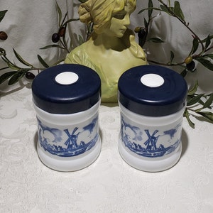 One Vintage Valkenswaard Holland Origineel Opaline Delftware Windmill Design Lidded Canister/Jar - Blue And White Storage Canister/Jar
