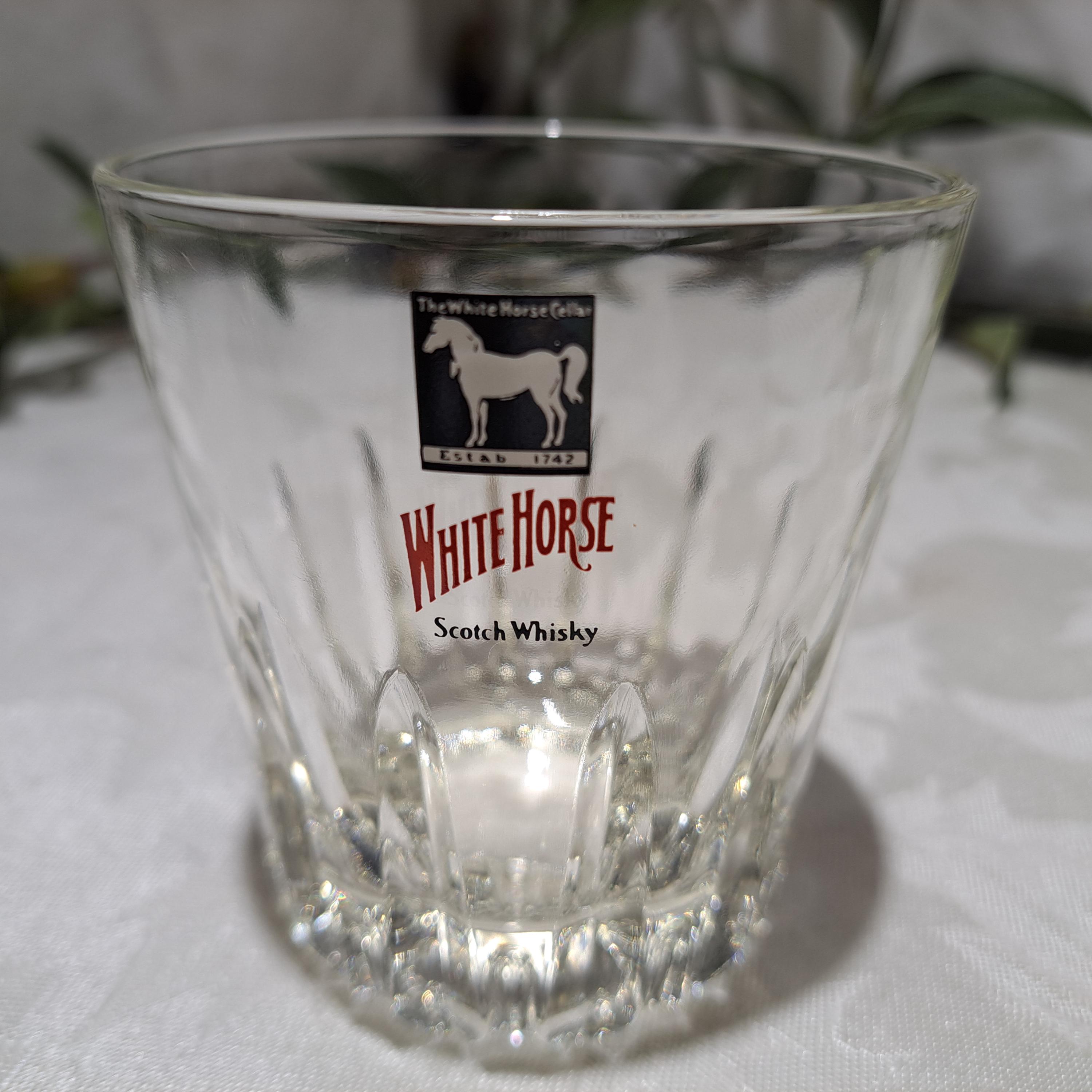 Vintage 1970's Set of 4 the White Horse Cellar Estab 1742 White