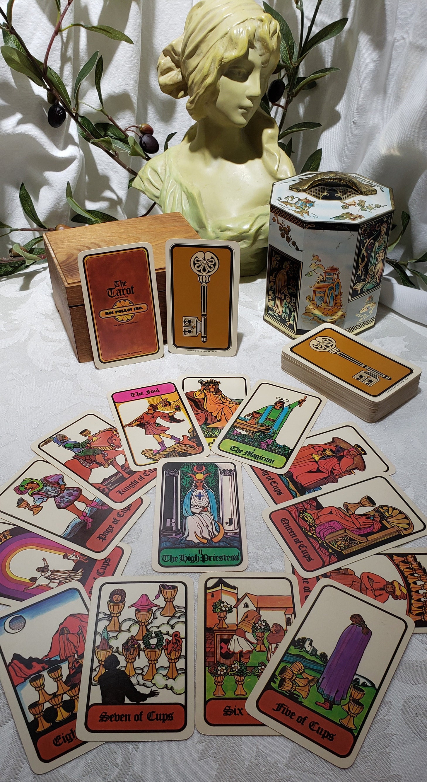 Vintage 1972 - 1973 Hoi Polloi Tarot Deck - Etsy Vintage 1972 - 1973 Hoi Polloi Tarot Deck - Etsy