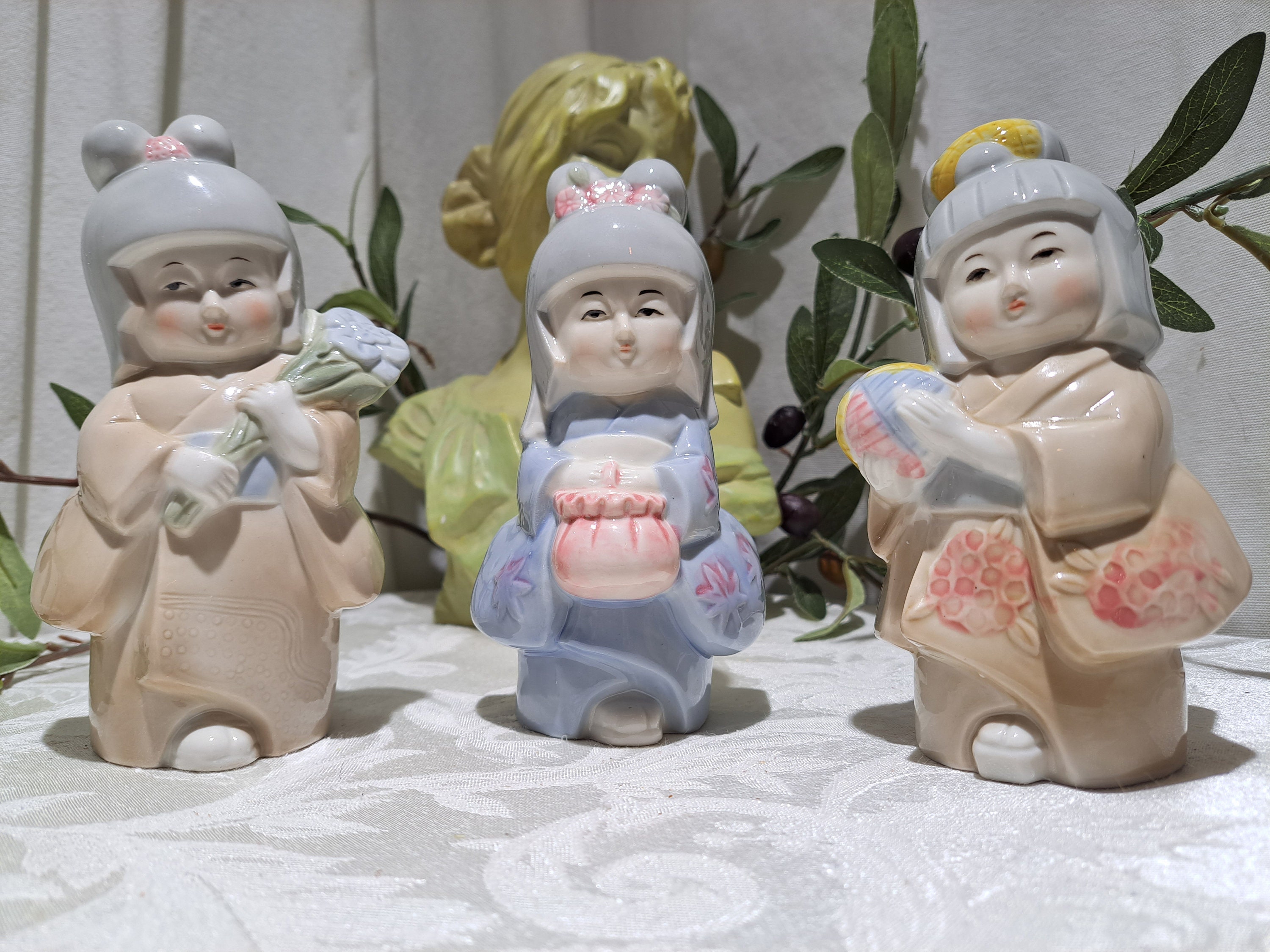Beautiful Vintage 1980's Set OF 3 Original Artmark Porcelain